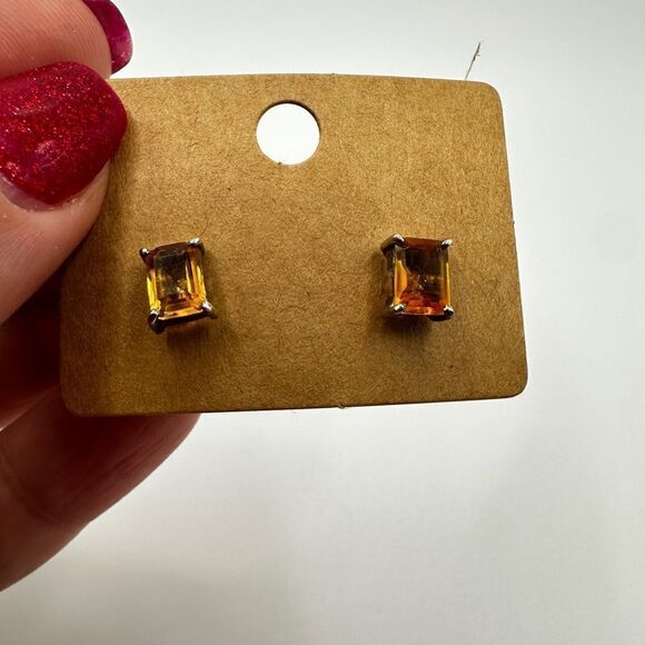 Genuine emerald cut citrine stud earrings in sterling silver! - Picture 6 of 7
